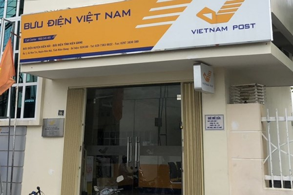 Chủ tài khoản ngân hàng có thể rút tiền qua mạng lưới bưu điện từ 30/4/2021