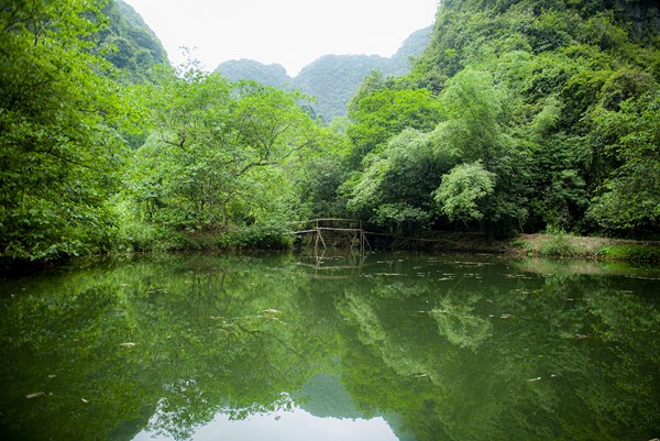 Hành khách bay Vietnam Airlines được miễn phí tham quan Thung Vối, Ninh Bình