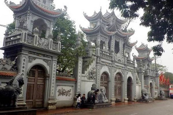 Thái Bình rà soát khẩn những người đến Đền Tiên La ngày 25/4