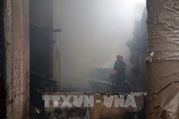 Cháy lớn trong khu công nghiệp Hòa Cầm, Đà Nẵng