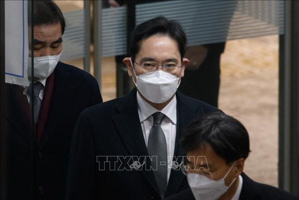 Lee Jae-young trở thành người giàu nhất trên sàn chứng khoán Hàn Quốc