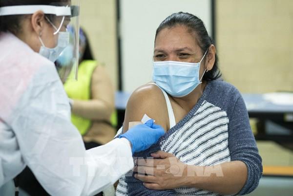 Tổng thống Mỹ kêu gọi người dân tiêm vaccine phòng bệnh
