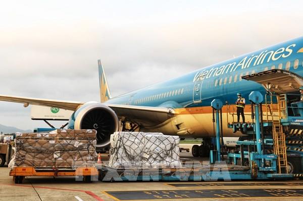 Báo Lào đưa tin đậm nét về sự hỗ trợ của Việt Nam trong chống dịch COVID-19