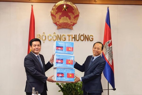 Thúc đẩy quan hệ trên nhiều lĩnh vực giữa Việt Nam - Campuchia