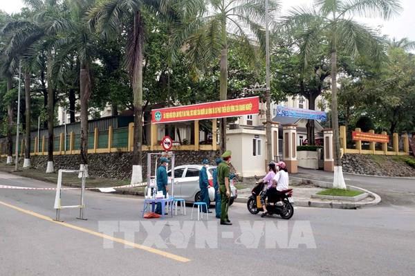 Vĩnh Phúc: Đình chỉ công tác Chủ tịch phường vì thiếu trách nhiệm phòng, chống dịch