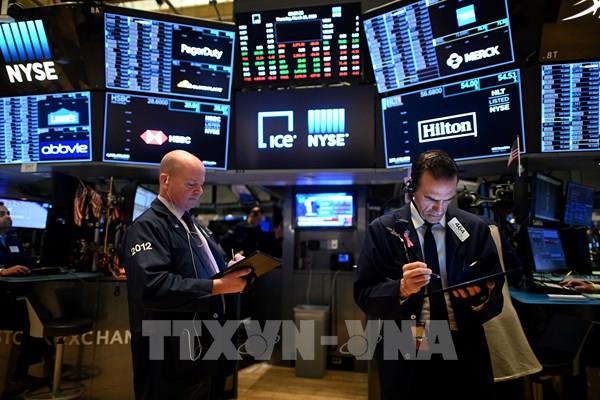 Chỉ số Dow Jones và S&P 500 song hành giữ đà tăng trong tuần