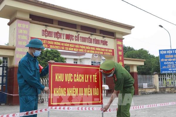 Vĩnh Phúc phát hiện 11 trường hợp nghi dương tính SARS-CoV-2