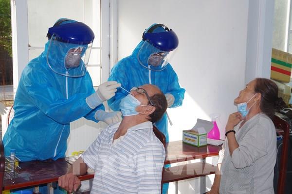 12 trường hợp F1 tại Bạc Liêu liên quan BN 3141 có kết quả âm tính với SARS-CoV-2