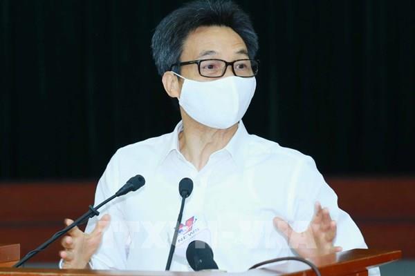 Phó Thủ tướng: Chính phủ kêu gọi người dân thực hiện nghiêm biện pháp phòng, chống COVID-19