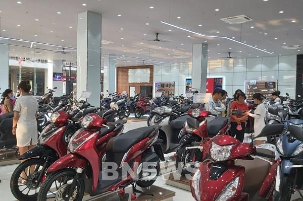 Bất chấp dịch COVID-19, doanh số bán xe máy của Honda Việt Nam tăng hơn 27%