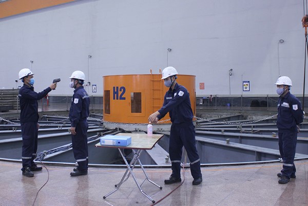 Dịch COVID-19: Tập trung đẩy nhanh các hạng mục sửa chữa điện 