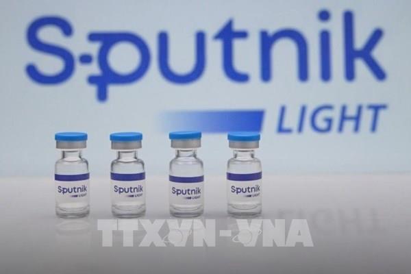 AstraZeneca kết hợp với Sputnik Light tạo khả năng miễn dịch cao hơn