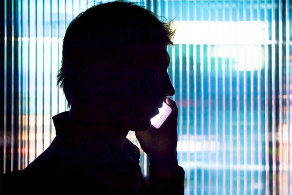 Cảnh báo tình trạng giả danh nhân viên điện lực gọi điện yêu cầu nộp tiền