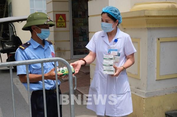 Vinamilk hỗ trợ hơn 200.000 sản phẩm cho cộng đồng và lực lượng chống dịch COVID-19