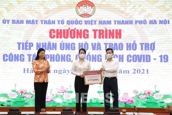 Agribank ủng hộ 5 tỷ đồng hỗ trợ phòng, chống dịch COVID-19