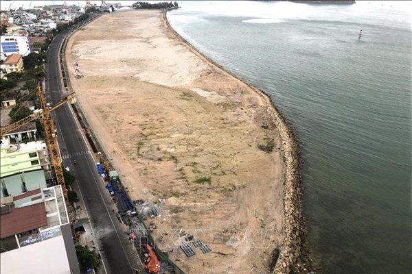 Tiếp tục nghiên cứu, hoàn thiện dự thảo Nghị định quy định lấn biển