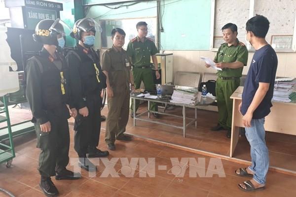 Bắt thêm một đối tượng liên quan vụ sản xuất, mua bán xăng giả tại khu vực phía Nam