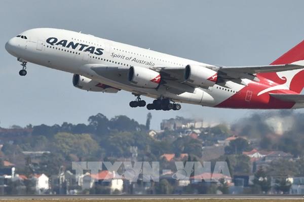 Qantas sẽ cắt giảm hàng trăm việc làm do dịch COVID-19