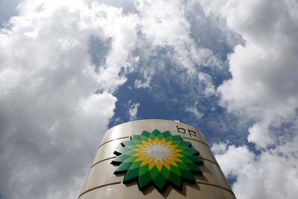 BP đóng cửa nhiều trạm bán xăng dầu ở Anh