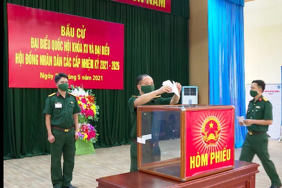 Bầu cử QH và HĐND: Quân khu 2 hoàn thành bầu cử sớm trong toàn quân