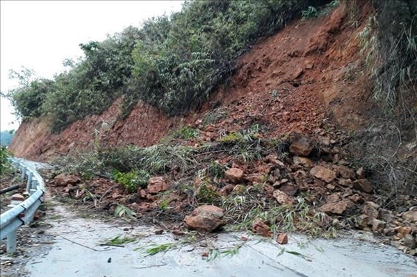 Dự báo thời tiết ngày 16/7: Nguy cơ lũ quét, sạt lở đất tại 4 tỉnh miền núi phía Bắc