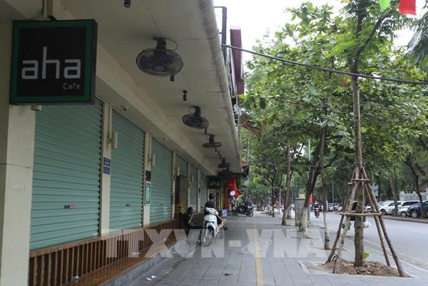 Người dân Hà Nội nghiêm túc thực hiện đóng cửa hàng quán