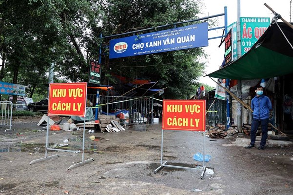 Hà Nội: Tạm thời cách ly y tế chợ Xanh và tòa CT3B Khu đô thị Văn Quán