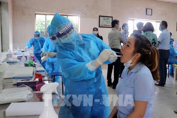 Ngày 25/5, thêm 447 ca mắc COVID-19 mới, riêng Bắc Giang là 375 ca, Hà Nội 23 ca