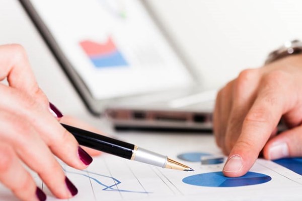 Có được gộp các hạng mục công việc thành một gói thầu?