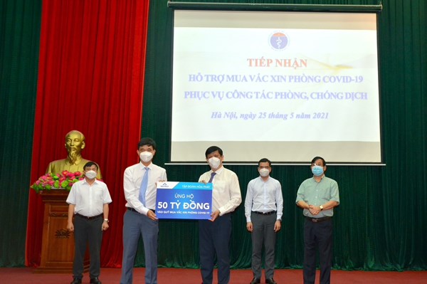 Hòa Phát ủng hộ 50 tỷ đồng vào Quỹ mua vaccine phòng dịch COVID-19