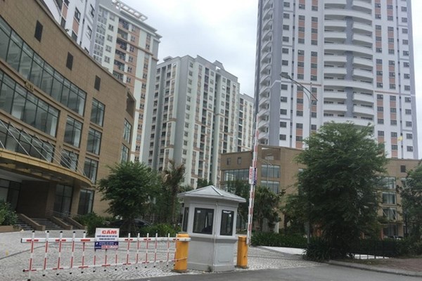Phong tỏa tạm thời 2 khu chung cư ở quận Hoàng Mai, Hà Nội