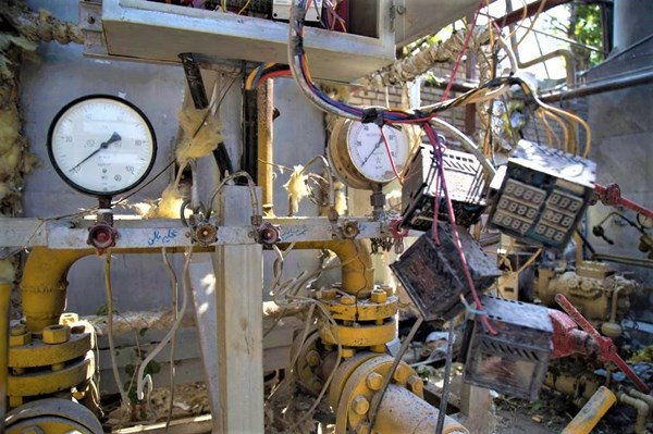 Nổ đường ống dẫn khí oxy tại nhà máy hóa dầu ở Iran