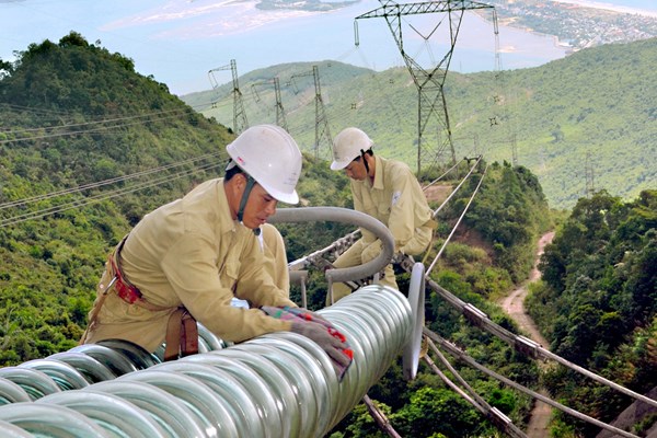 Đường dây 500kV Bắc – Nam: Bước ngoặt của ngành điện Việt Nam