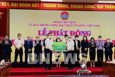 Vietcombank tài trợ 40 tỷ đồng ủng hộ, phòng chống dịch COVID-19