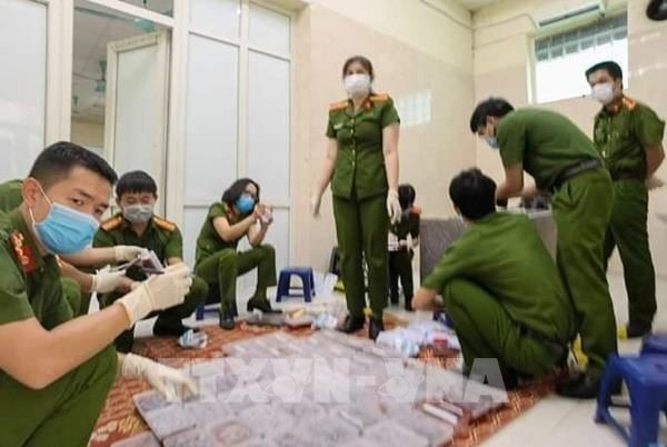 Phát hiện 1.300 thi hài thai nhi trong tủ đông lạnh, công an vào cuộc điều tra