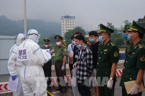 Trao trả nhiều công dân Trung Quốc nhập cảnh trái phép