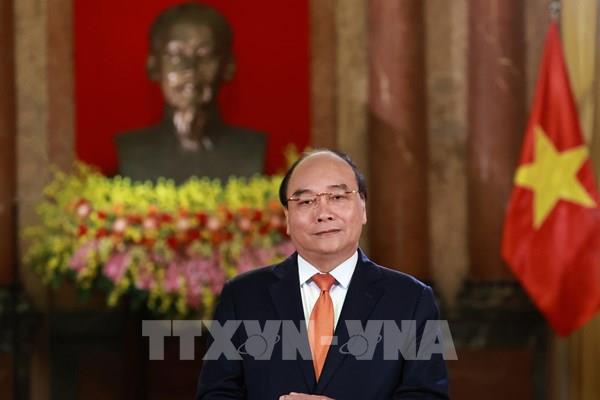 Chủ tịch nước Nguyễn Xuân Phúc mong Hoa Kỳ sớm chuyển giao 31 triệu liều vaccine trong năm 2021