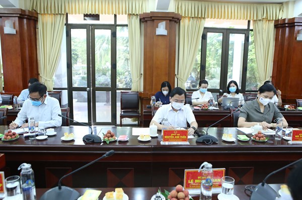 Bốn đơn vị hợp tác xây dựng mô hình mẫu về tiêu thụ nông sản mùa dịch