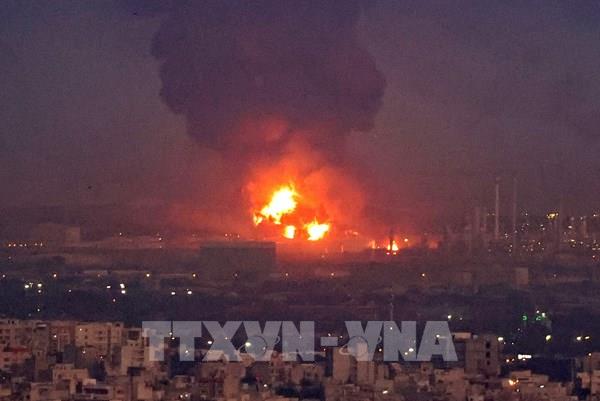 Hỏa hoạn tại nhà máy lọc dầu của Iran