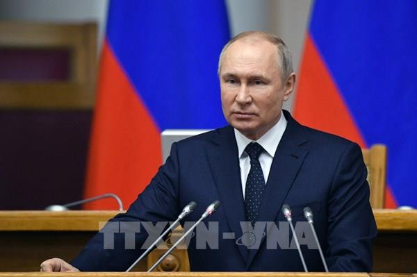 Tổng thống Nga: Dầu và khí đốt vẫn còn được sử dụng trong vài thập kỷ nữa