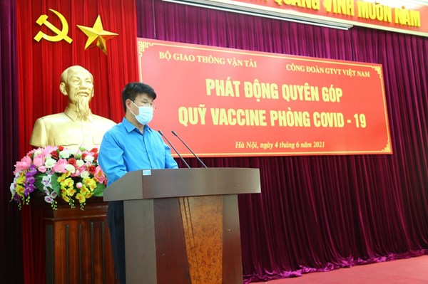 Bộ Giao thông Vận tải quyên góp  500 triệu đồng ủng hộ Quỹ vaccine phòng COVID-19