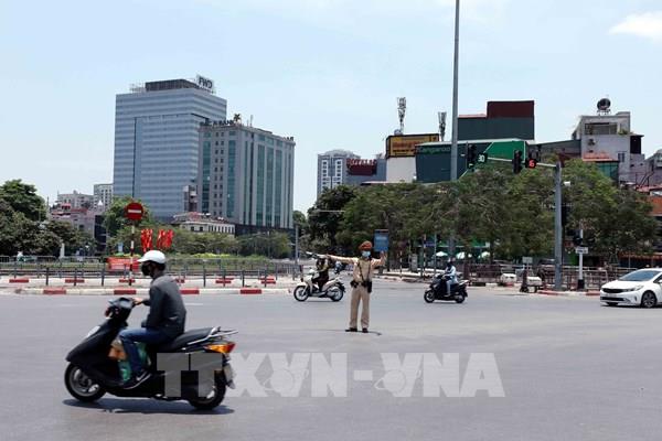 Dự báo thời tiết 10 ngày tới: Bắc Bộ ngày nắng, Nam Bộ mưa to về đêm