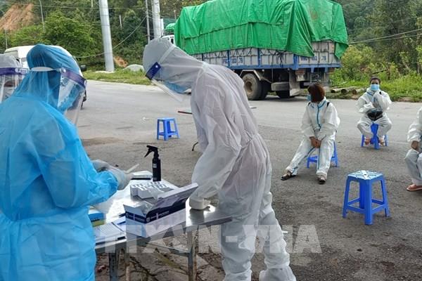 Điện Biên tiếp nhận 38 công dân nhập cảnh trái phép 