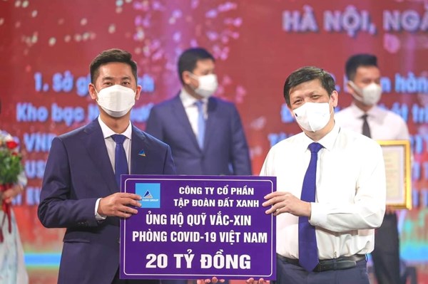 Tập đoàn Đất Xanh ủng hộ 27 tỷ đồng cho phòng chống dịch COVID-19