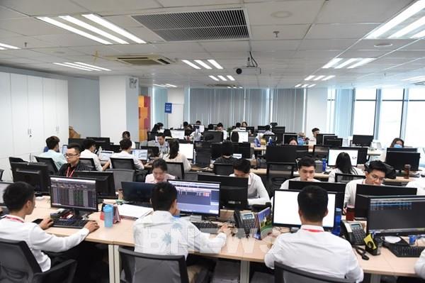 Khối ngoại nối dài chuỗi phiên mua ròng nghìn tỷ, VN-Index vượt mốc 1.400 điểm