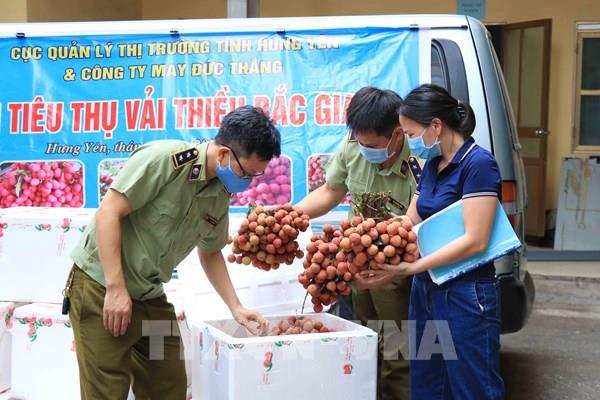 Hưng Yên hỗ trợ tiêu thụ vải thiều Bắc Giang