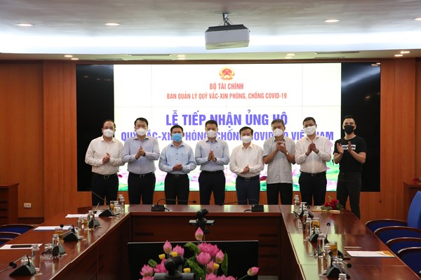 Sun Group góp 320 tỷ đồng cho Quỹ vaccine phòng dịch COVID-19