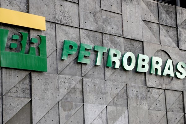 Petrobras chia cổ tức lên tới 6 tỷ USD cho cổ đông