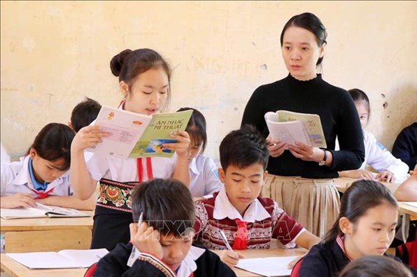 Chế độ với công chức, viên chức làm việc tại xã khu vực II
