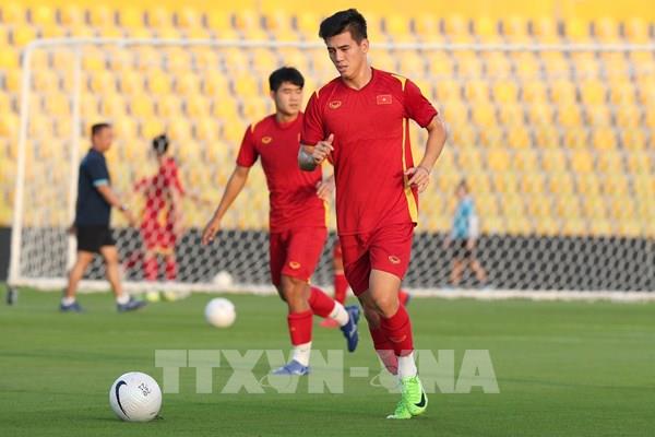 Vòng loại World Cup 2022: Tiến Linh tạo khác biệt ở UAE